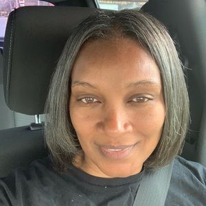 Meet your Posher, Kendra